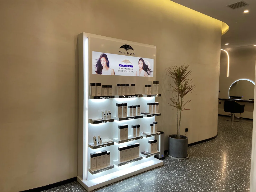메이크업 쇼케이스 소매점 인테리어 디자인 선반 뷰티 살 - Interior Design Nail Salon 리뷰 및 가격